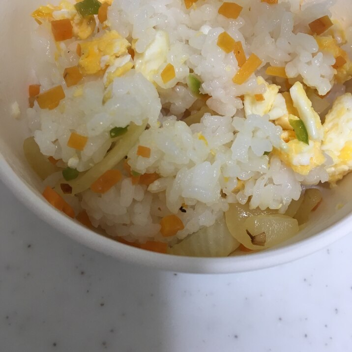 離乳食完了期 卵と新玉葱とピーマンの炒飯風 レシピ 作り方 By Xmickyx 楽天レシピ 離乳食完了期 卵と新玉葱とピーマンの炒飯風 レシピ 作り方 By Xmickyx 楽天レシピ